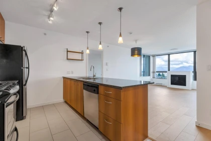Kitchen Island Photo of 1205 7108 Collier Street, Burnaby, BC