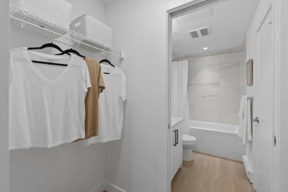 Walk-In Closet Photo of 314 33820 South Fraser Way, Abbotsford, BC