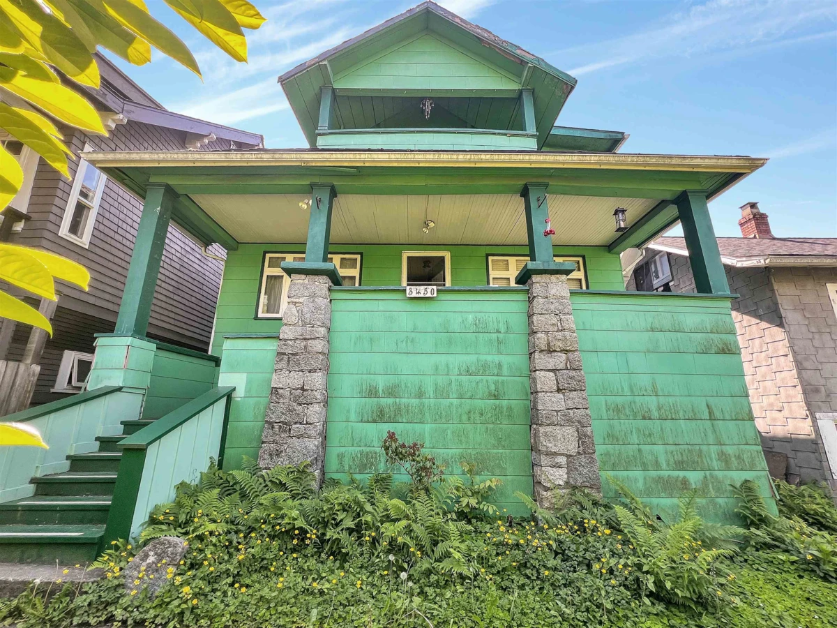 Exterior Rear Photo of 3450 Oxford Street, Vancouver, BC