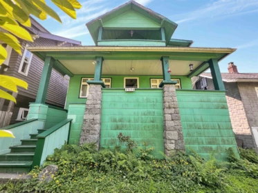 3450 Oxford Street, Vancouver, BC, Vancouver — Single Family Residence for sale