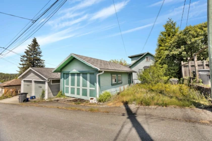 Pantry Photo of 3450 Oxford Street, Vancouver, BC