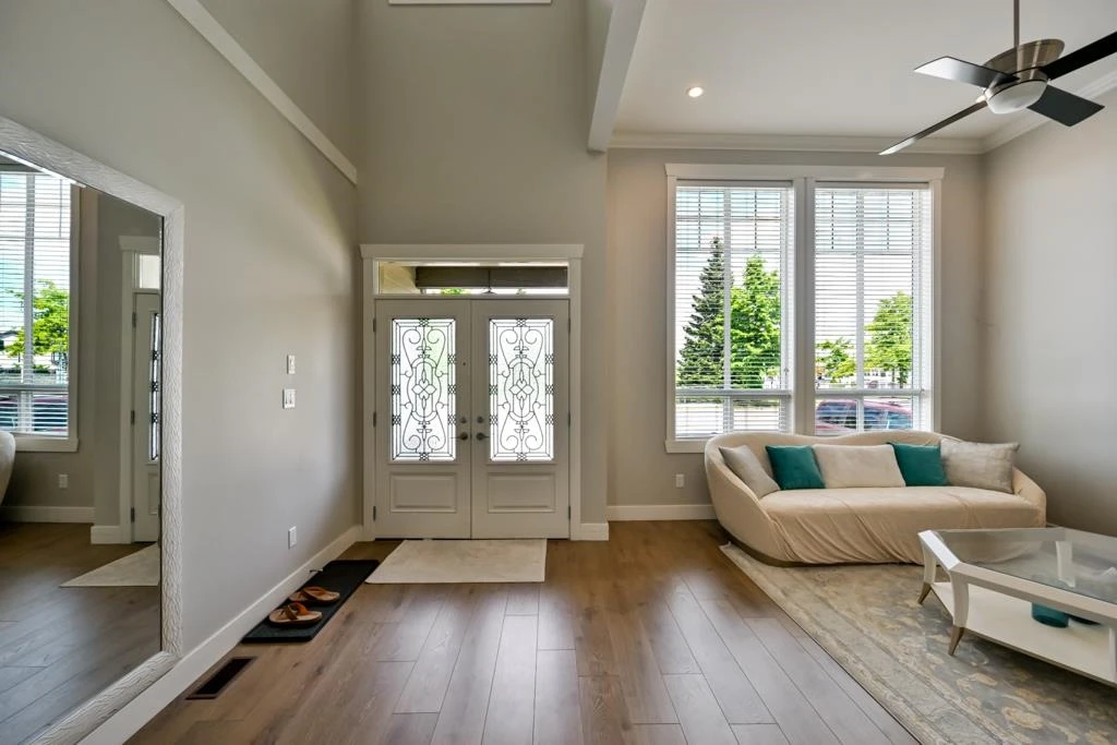 Family Room Photo of 31182 Firhill Drive, Abbotsford, BC