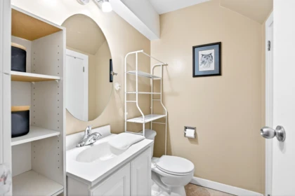 Guest Bathroom Photo of 830 Ingersoll Avenue, Coquitlam, BC
