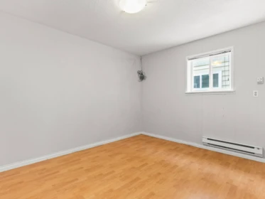 Hallway Photo of 3369 Price Street, Vancouver, BC