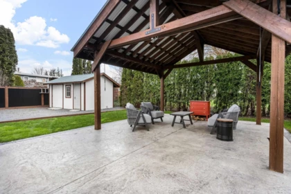 Garden / Landscaping Photo of 6970 Centennial Drive, Chilliwack, BC