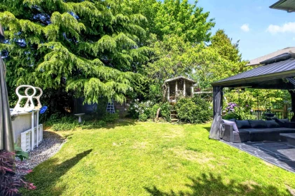 Outdoor Kitchen Photo of 20131 121a Avenue, Maple Ridge, BC