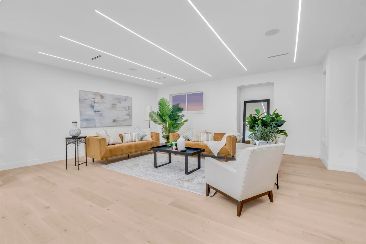 Living Room Photo of 20888 48 Avenue, Langley, BC