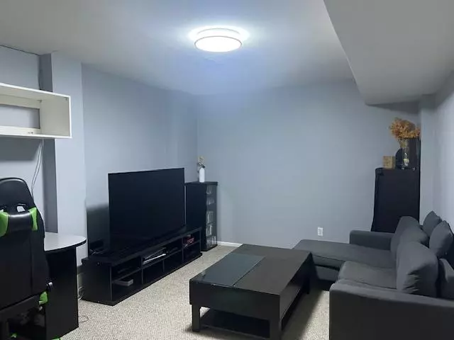 Dining Area Photo of 26 6747 137 Street, Surrey, BC