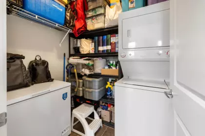 Mudroom Photo of 404 2632 Pauline Street, Abbotsford, BC