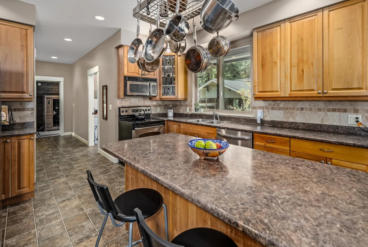 Dining Area Photo of 27671 112th Avenue, Maple Ridge, BC