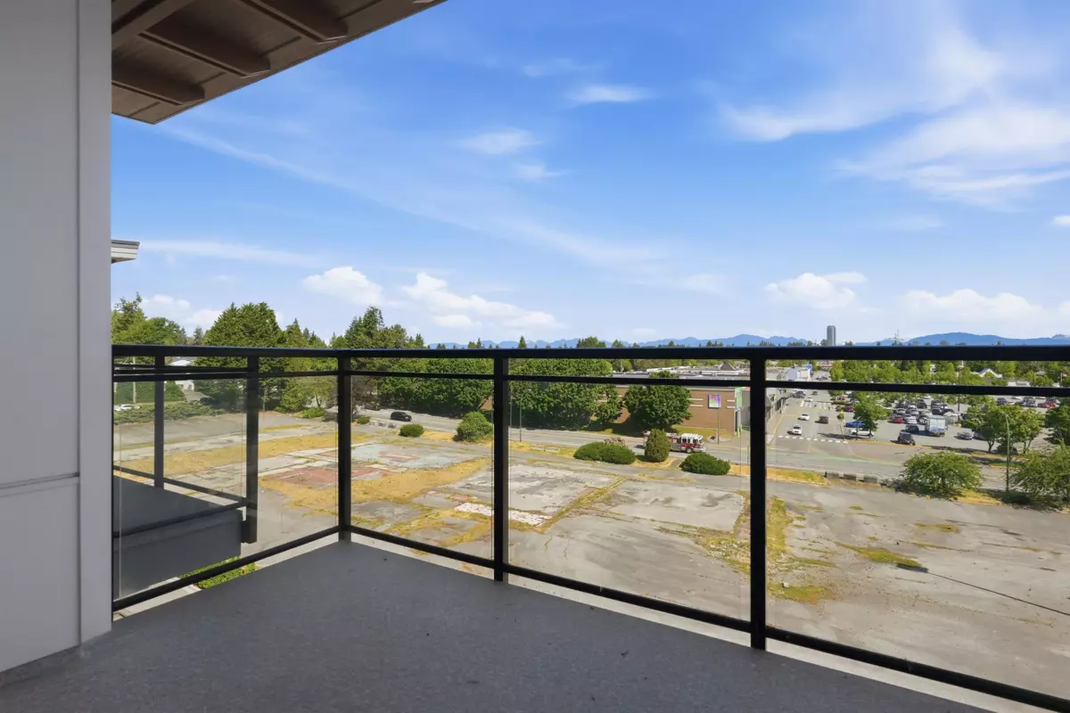 Living Room Photo of 609 6960 Nicholson Road, Delta, BC