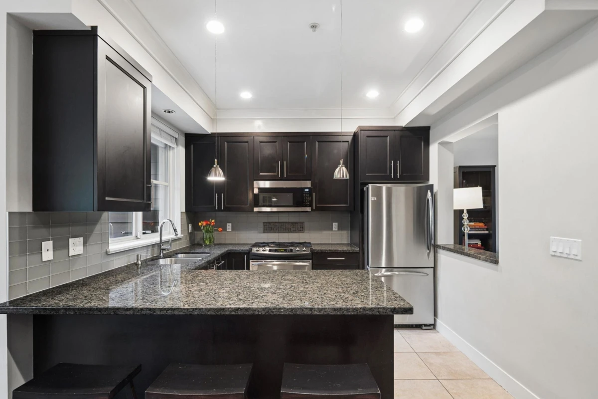 Dining Area Photo of 2 3025 Baird Road, North Vancouver, BC