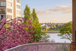 302 1406 Harwood Street, Vancouver, BC