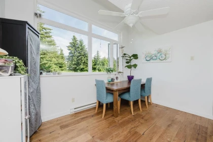 Primary Bedroom Photo of 1 623 Farnham Road, Gibsons, BC