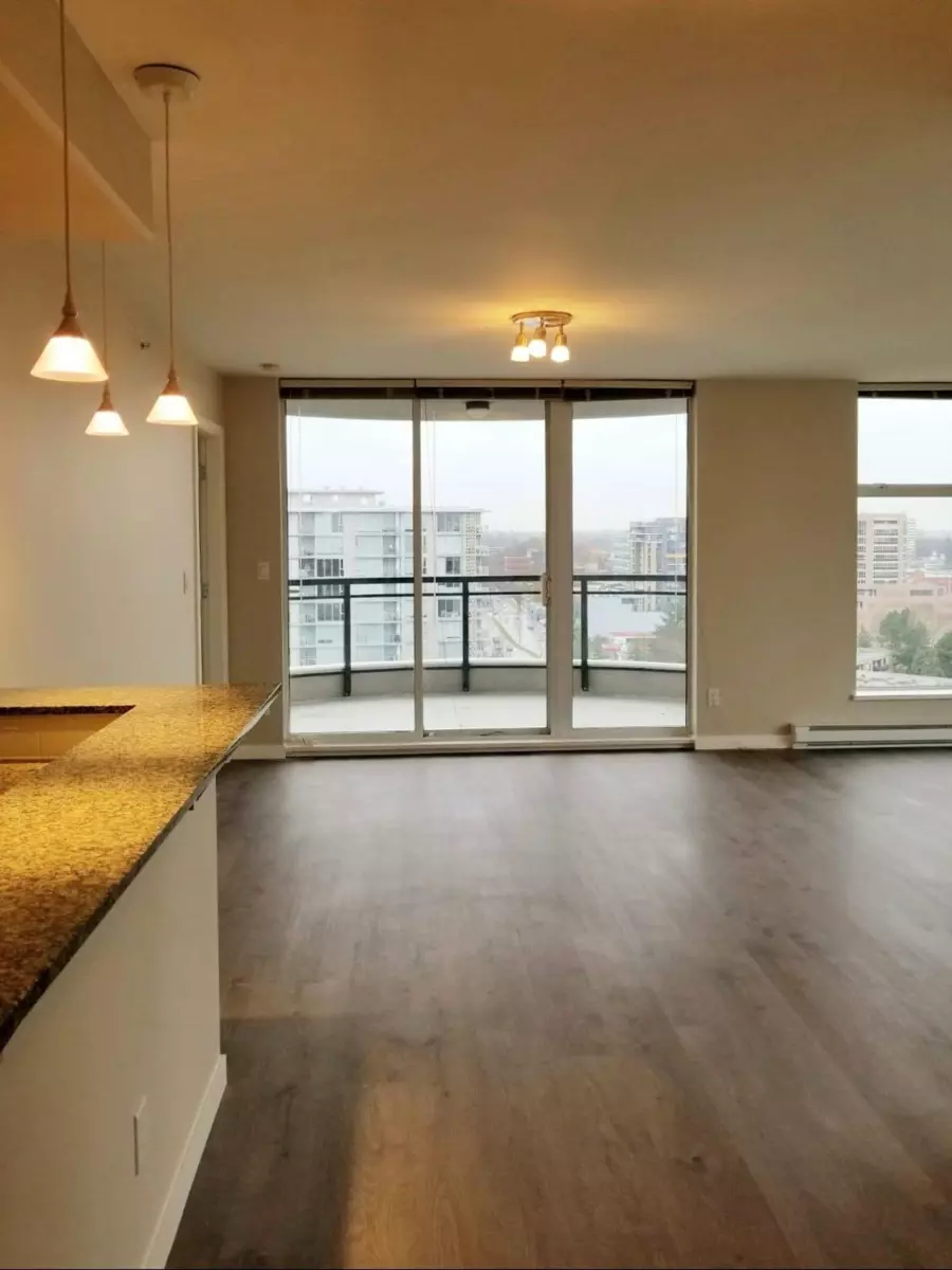 Living Room Photo of 1805 8460 Granville Avenue, Richmond, BC