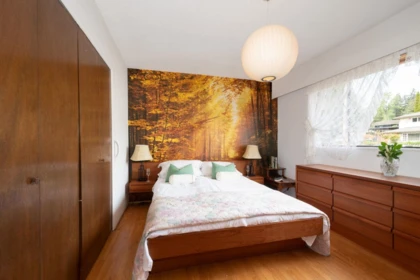 Hallway Photo of 4057 Violet Street, North Vancouver, BC