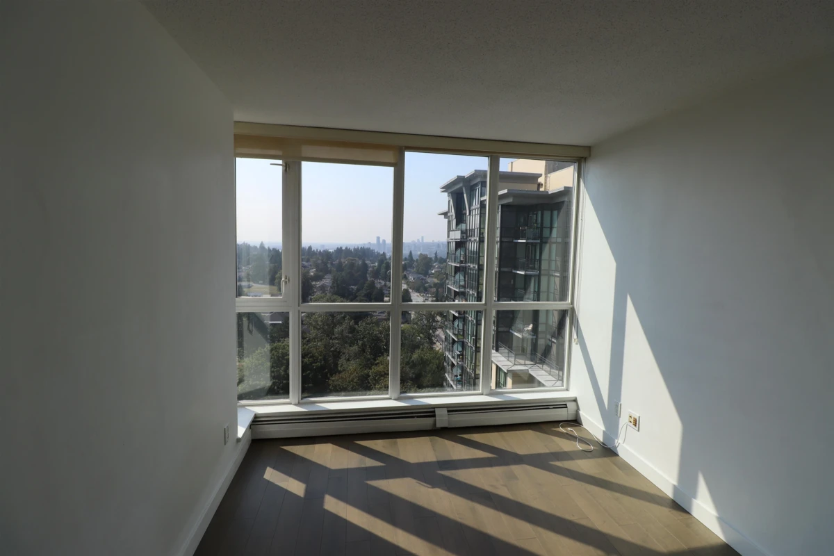 Family Room Photo of 1906 10777 University Drive, Surrey, BC