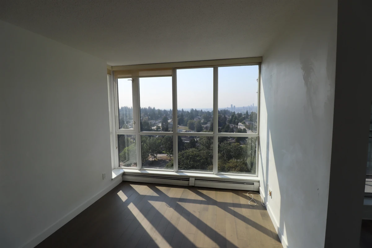 Living Room Photo of 1906 10777 University Drive, Surrey, BC
