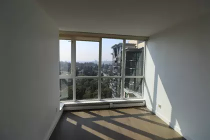 1906 10777 University Drive, Surrey, BC, Surrey — Apartment/Condo for sale