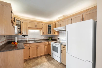 Guest Bathroom Photo of 208 22611 116 Avenue, Maple Ridge, BC