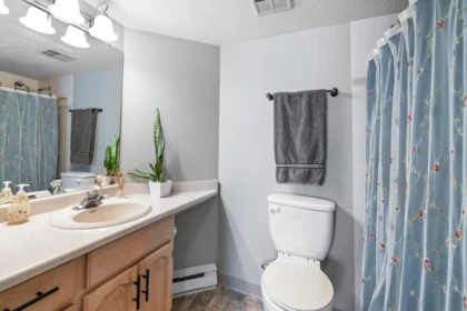 Hallway Photo of 208 22611 116 Avenue, Maple Ridge, BC