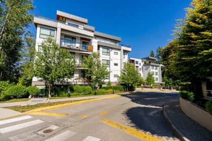 411 3182 Gladwin Road, Abbotsford, BC, Abbotsford — Apartment/Condo for sale