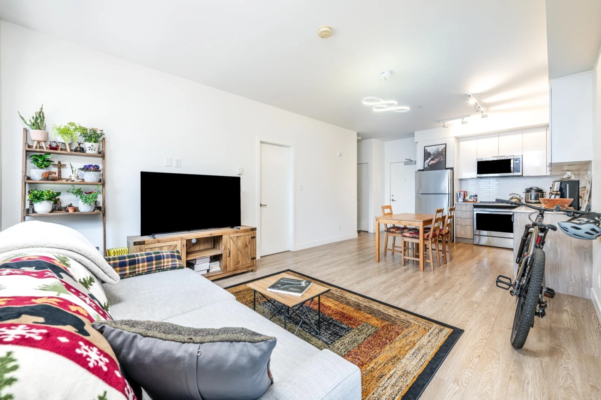 Family Room Photo of 602 37881 Cleveland Avenue, Squamish, BC