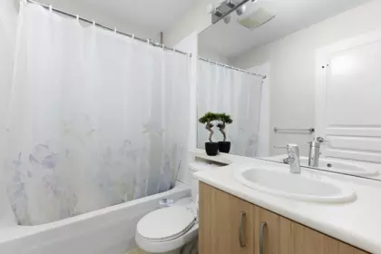 Guest Bathroom Photo of 29 31125 Westridge Place, Abbotsford, BC