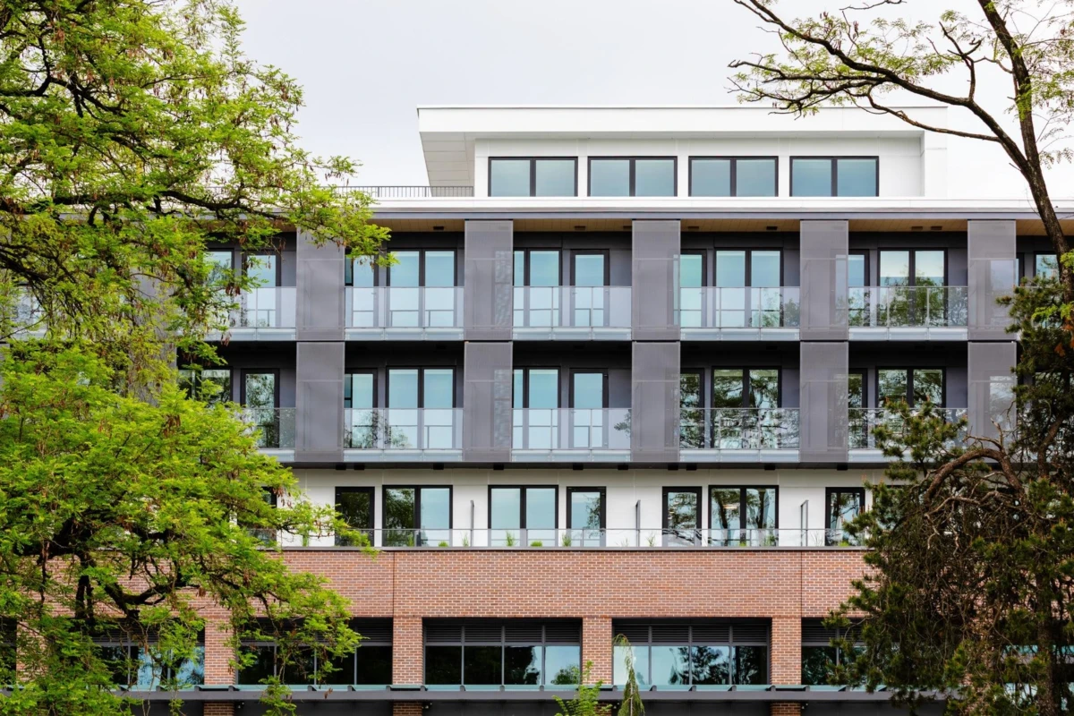 Exterior Rear Photo of 419 133 W 49TH AVENUE, Vancouver BC V5Z 2S3