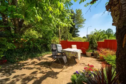 Breakfast Nook Photo of 3446 William Street, Vancouver, BC