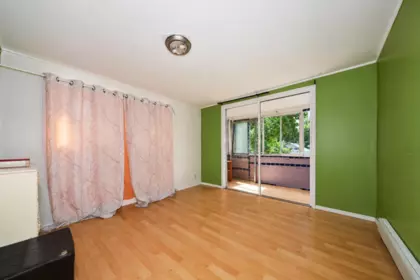 Guest Bathroom Photo of 4711 Gothard Street, Vancouver, BC