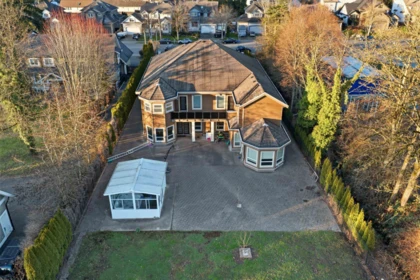 Staircase Photo of 21098 85 Avenue, Langley, BC
