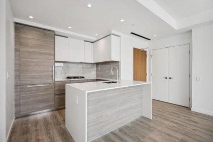 Kitchen Island Photo of 2401 660 Quayside Drive, New Westminster, BC