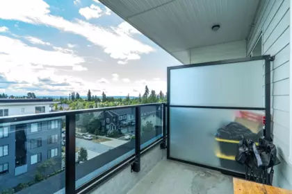 Basement Recreation Room Photo of 620 15825 85 Avenue, Surrey, BC