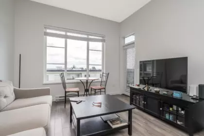 Breakfast Nook Photo of 620 15825 85 Avenue, Surrey, BC