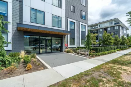620 15825 85 Avenue, Surrey, BC, Surrey — Apartment/Condo for sale