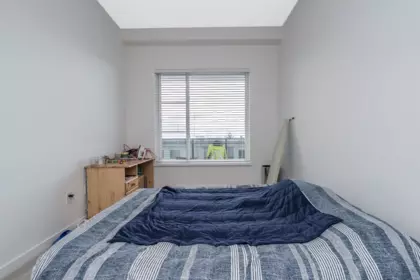 Powder Room Photo of 620 15825 85 Avenue, Surrey, BC