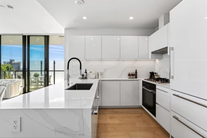 Kitchen Photo of 202 135 E 13th Street, North Vancouver, BC