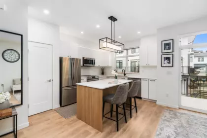 Kitchen Island Photo of 41 15235 Sitka Drive, Surrey, BC