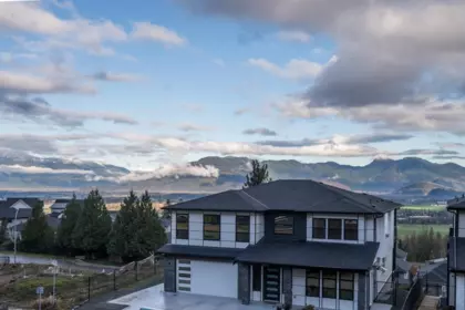Guest Bathroom Photo of 51097 Farmers Way, Chilliwack, BC