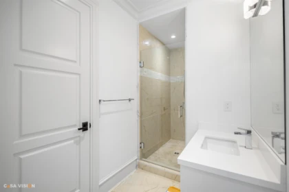 Hot Tub / Spa Photo of 991 Cross Creek Road, West Vancouver, BC