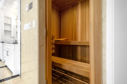 Mudroom Photo of 991 Cross Creek Road, West Vancouver, BC