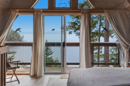 1 12139 Sunshine Coast Highway, Madeira Park, BC, Madeira Park — Single Family Residence for sale