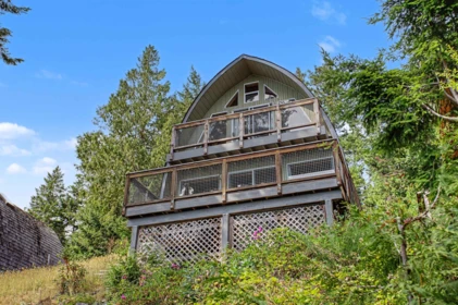 1 12139 Sunshine Coast Highway, Madeira Park, BC, Madeira Park — Single Family Residence for sale