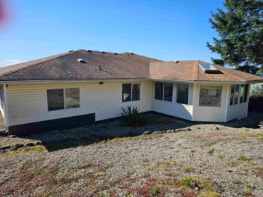 Garden / Landscaping Photo of 5160 Ridgeview Drive, Sechelt, BC