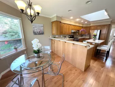 Kitchen Island Photo of 14897 22 Avenue, Surrey, BC