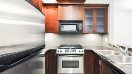 Kitchen Island Photo of 40 7388 Macpherson Avenue, Burnaby, BC