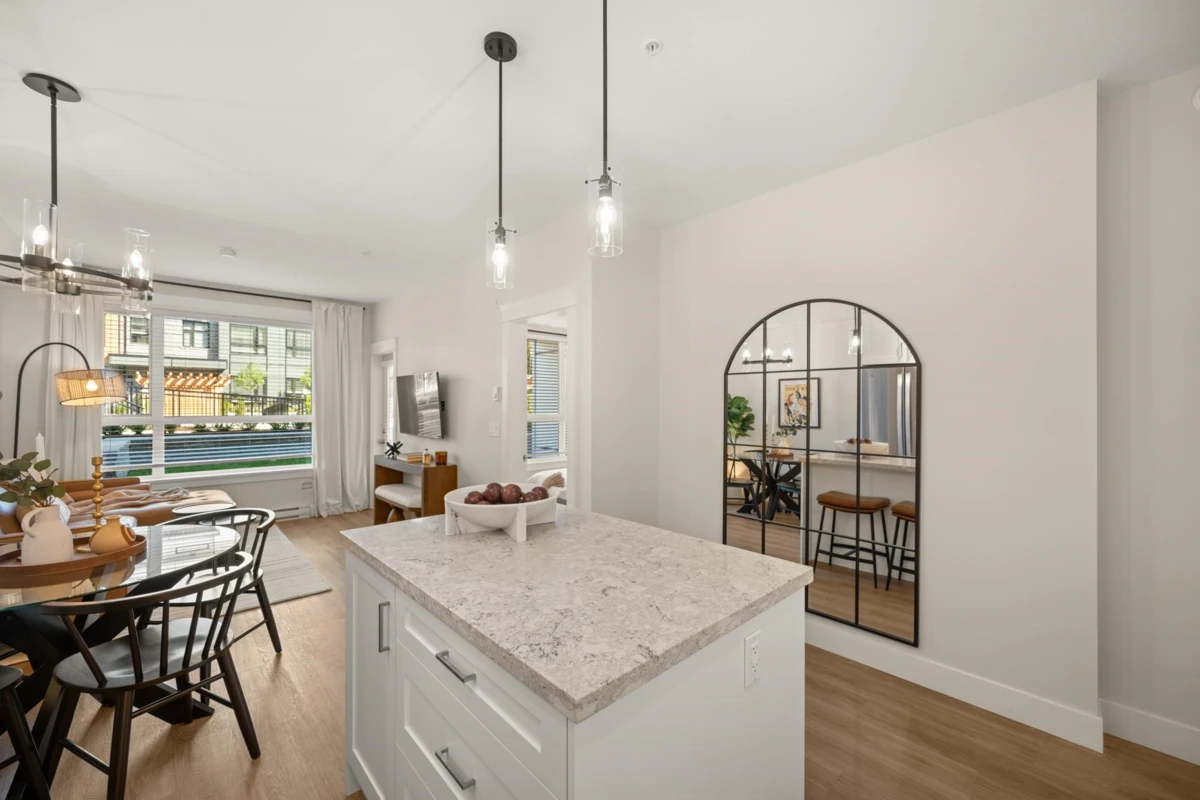 Family Room Photo of 614 13757 108 Avenue, Surrey, BC