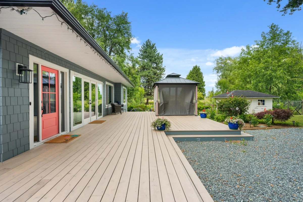 Family Room Photo of 21857 64 Avenue, Langley, BC