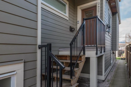 2627 E 41st Avenue, Vancouver, BC, Vancouver — Half Duplex for sale
